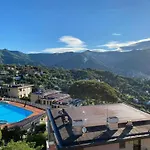 Dom wakacyjny Il Poggetto - Sea View In With Pool